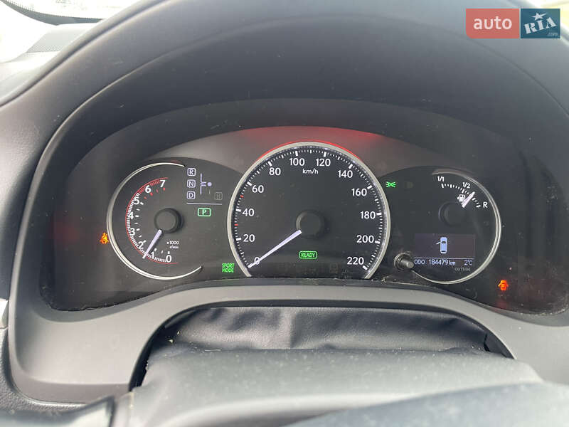 Хэтчбек Lexus CT 2011 в Киеве фото 12 Хэтчбек Lexus CT 2011 в Киеве