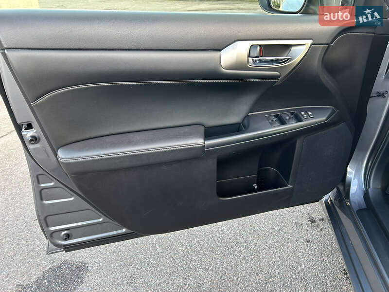 Хэтчбек Lexus CT 2017 в Киеве