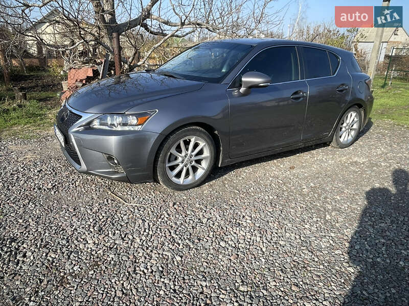 Хэтчбек Lexus CT 2013 в Николаеве