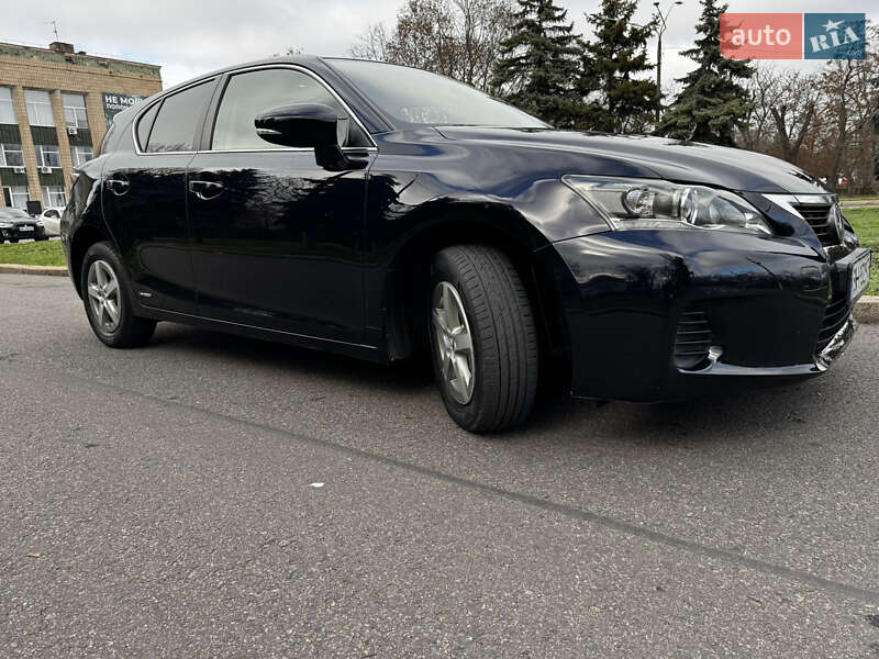 Хэтчбек Lexus CT 2011 в Николаеве