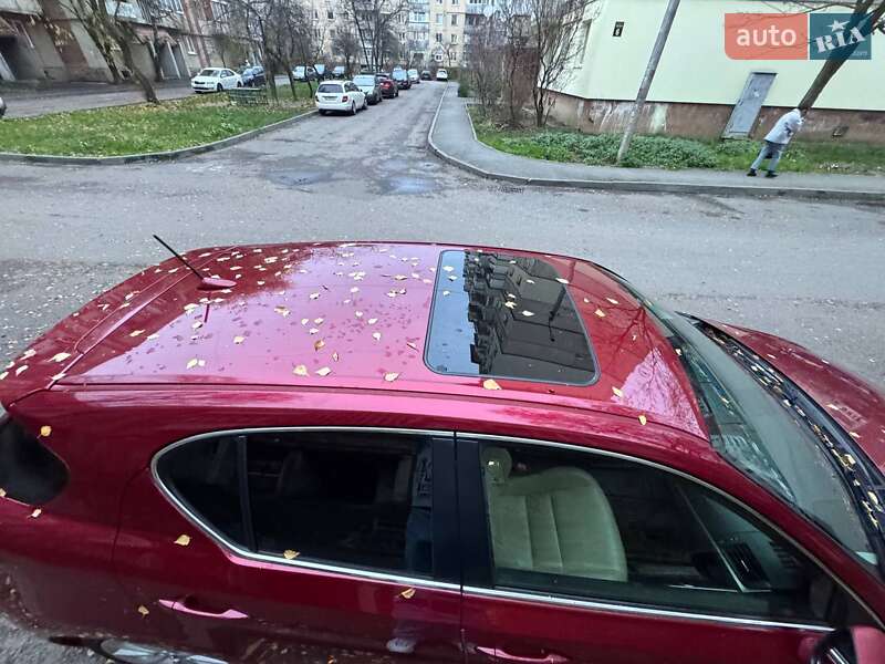Хэтчбек Lexus CT 2012 в Мукачево