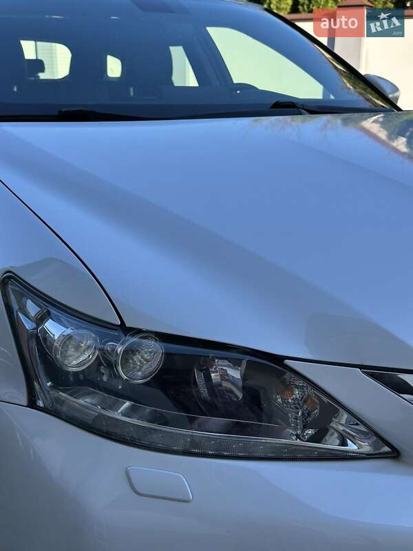 Хэтчбек Lexus CT 2013 в Львове