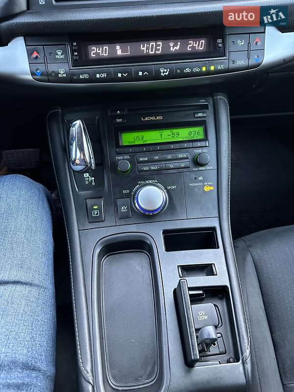 Хэтчбек Lexus CT 2011 в Одессе фото 13 Хэтчбек Lexus CT 2011 в Одессе