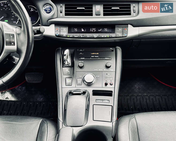 Хэтчбек Lexus CT 2012 в Одессе фото 34 Хэтчбек Lexus CT 2012 в Одессе