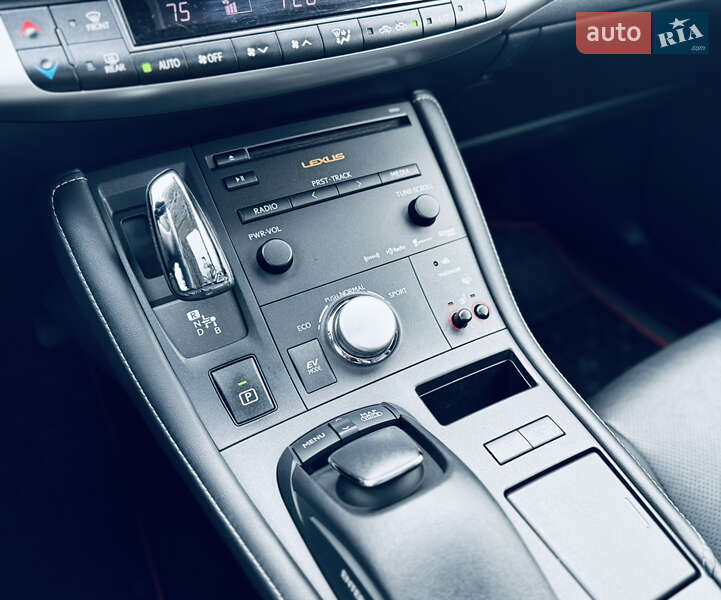 Хэтчбек Lexus CT 2012 в Одессе фото 36 Хэтчбек Lexus CT 2012 в Одессе
