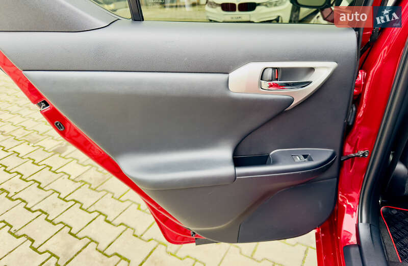 Хэтчбек Lexus CT 2012 в Одессе фото 42 Хэтчбек Lexus CT 2012 в Одессе