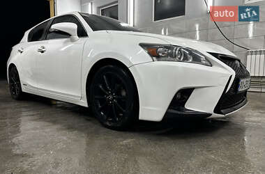 Хетчбек Lexus CT 2013 в Краснограді