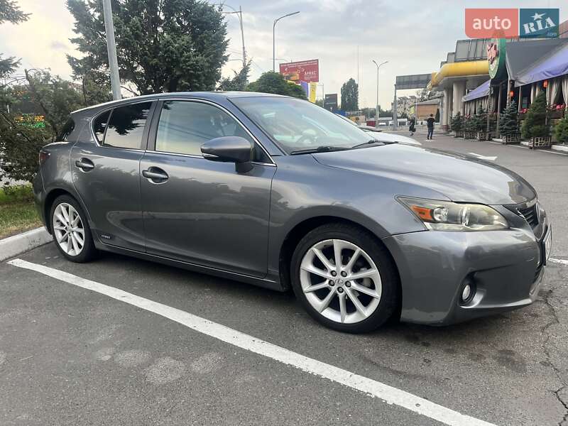 Хетчбек Lexus CT 2013 в Києві