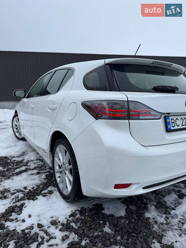 Хетчбек Lexus CT 2013 в Львові