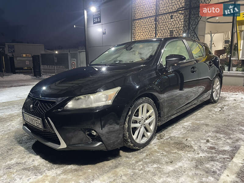 Хэтчбек Lexus CT 2014 в Киеве