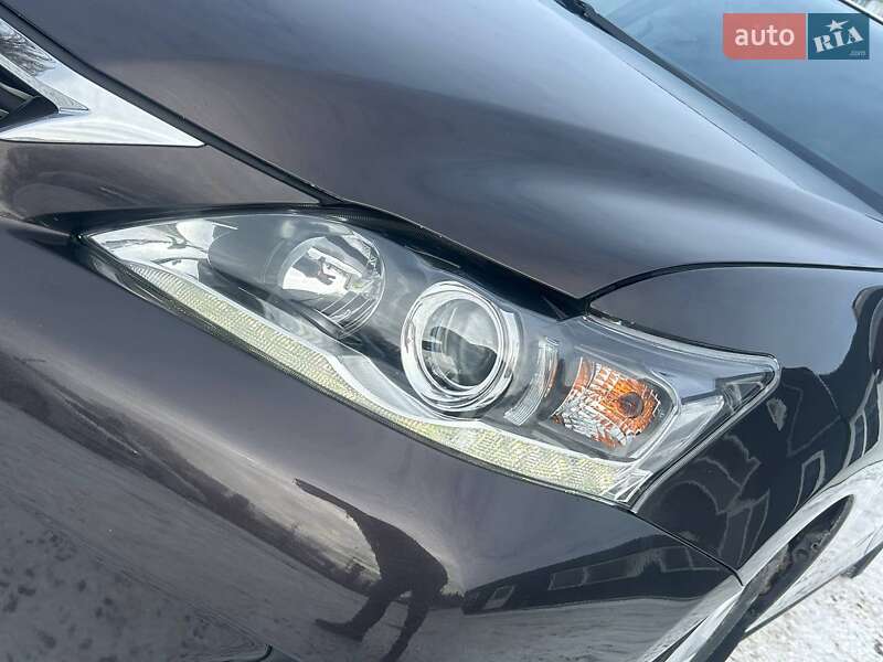 Хэтчбек Lexus CT 2011 в Одессе