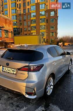 Хэтчбек Lexus CT 2015 в Киеве