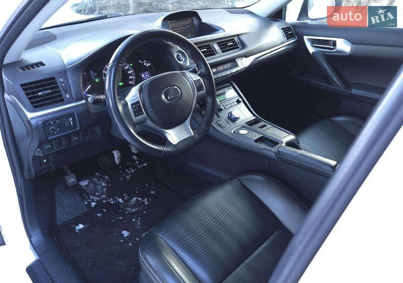 Хэтчбек Lexus CT 2012 в Ровно