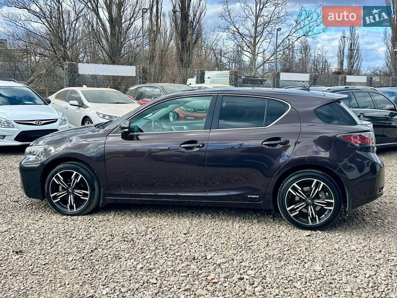Хэтчбек Lexus CT 2011 в Одессе