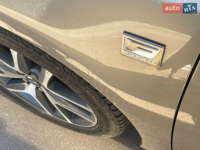 Хэтчбек Lexus CT 2017 в Киеве