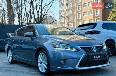 Хэтчбек Lexus CT 2017 в Киеве