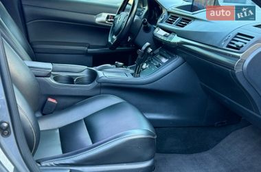 Хэтчбек Lexus CT 2017 в Киеве