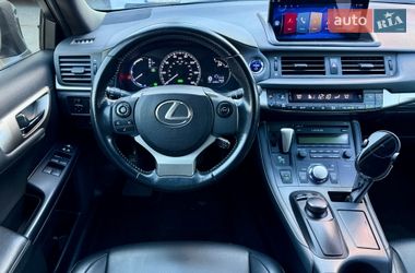 Хэтчбек Lexus CT 2017 в Киеве