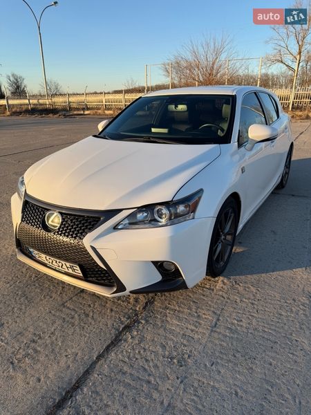 Хэтчбек Lexus CT 2014 в Южноукраинске