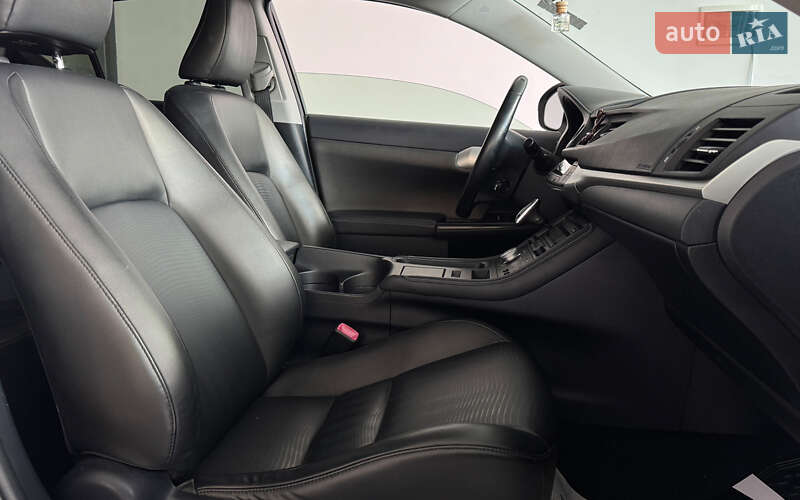 Хэтчбек Lexus CT 2012 в Шептицькому