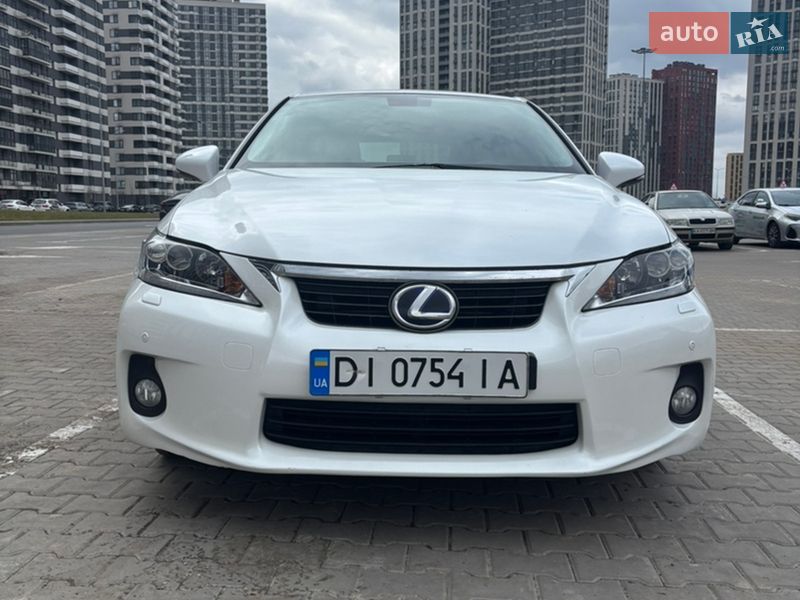 Хетчбек Lexus CT 2011 в Києві фото 8 Хетчбек Lexus CT 2011 в Києві