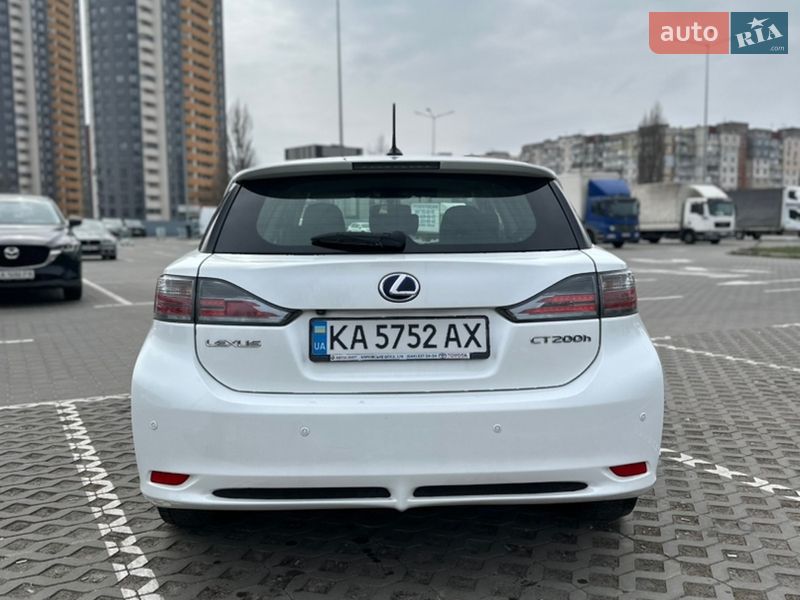 Хэтчбек Lexus CT 2011 в Киеве фото 3 Хэтчбек Lexus CT 2011 в Киеве
