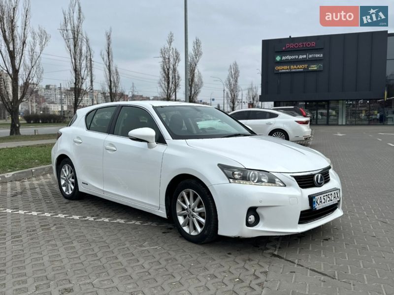 Хэтчбек Lexus CT 2011 в Киеве фото 5 Хэтчбек Lexus CT 2011 в Киеве