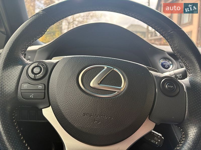 Хэтчбек Lexus CT 2015 в Киеве
