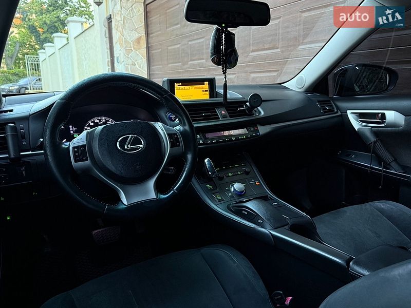 Хэтчбек Lexus CT 2011 в Одессе