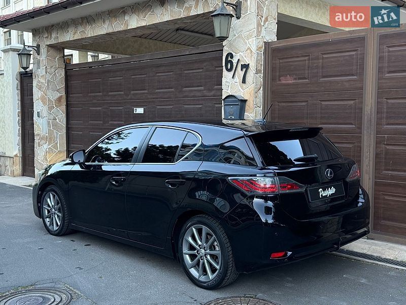 Хэтчбек Lexus CT 2011 в Одессе