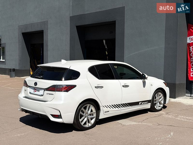 Хетчбек Lexus CT 2016 в Києві