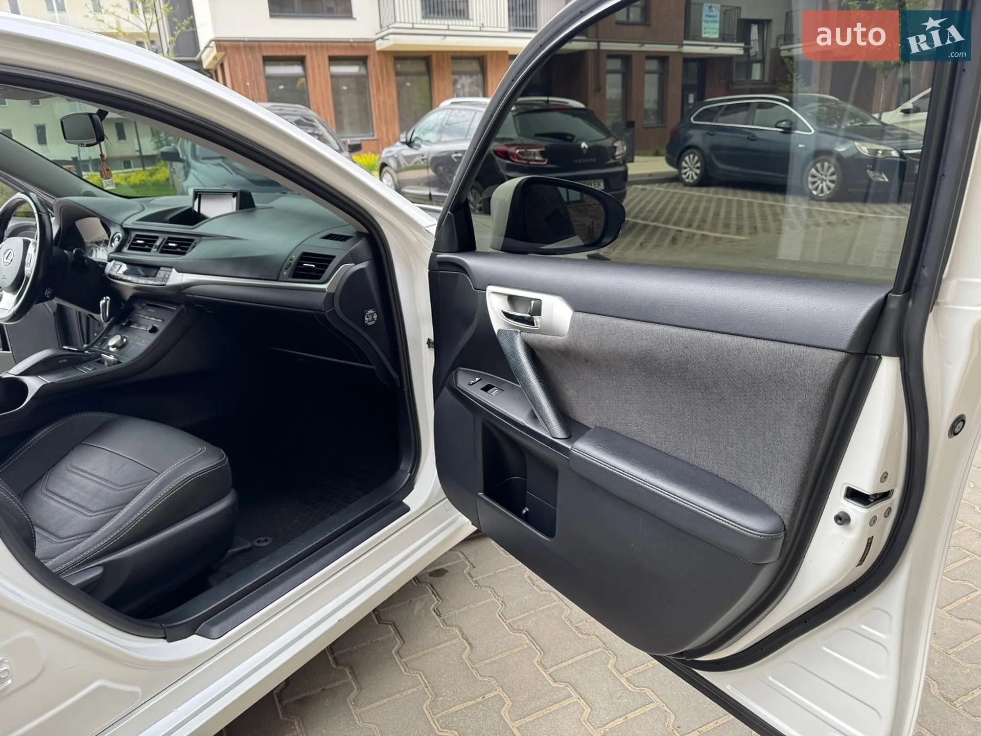 2011 Lexus CT - мініатюра 18
