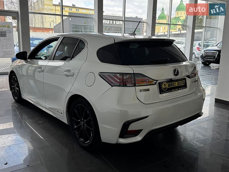 Хэтчбек Lexus CT 2012 в Львове фото 5 Хэтчбек Lexus CT 2012 в Львове