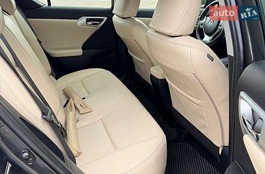 Хэтчбек Lexus CT 2011 в Львове