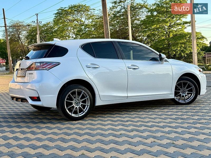Хэтчбек Lexus CT 2015 в Одессе