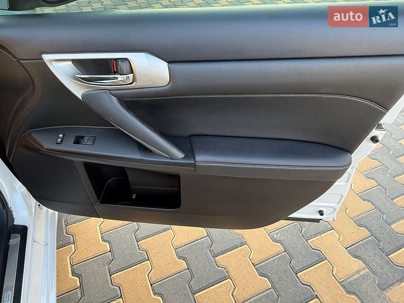 Хэтчбек Lexus CT 2015 в Одессе