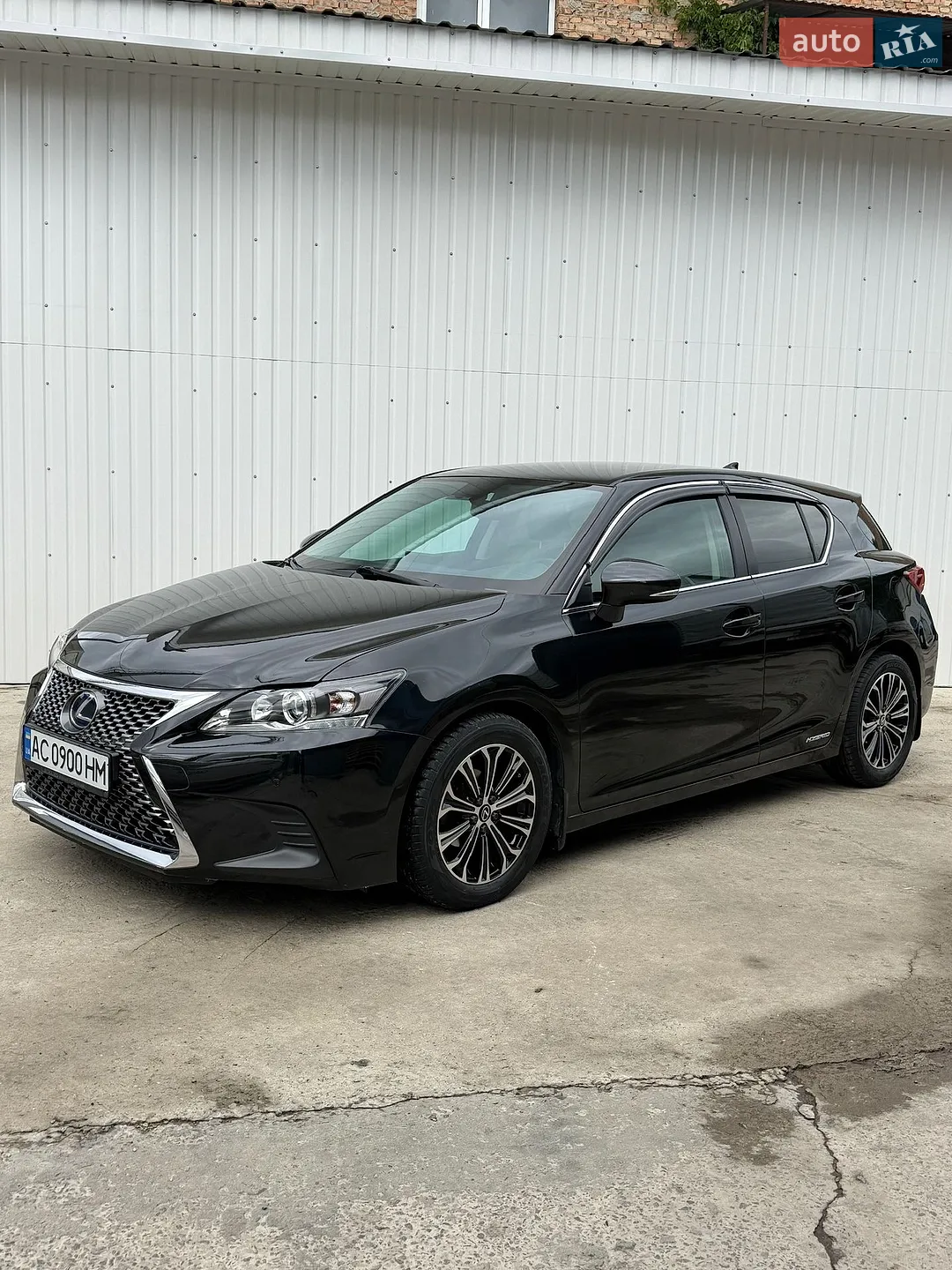 2017 Lexus CT - мініатюра 2