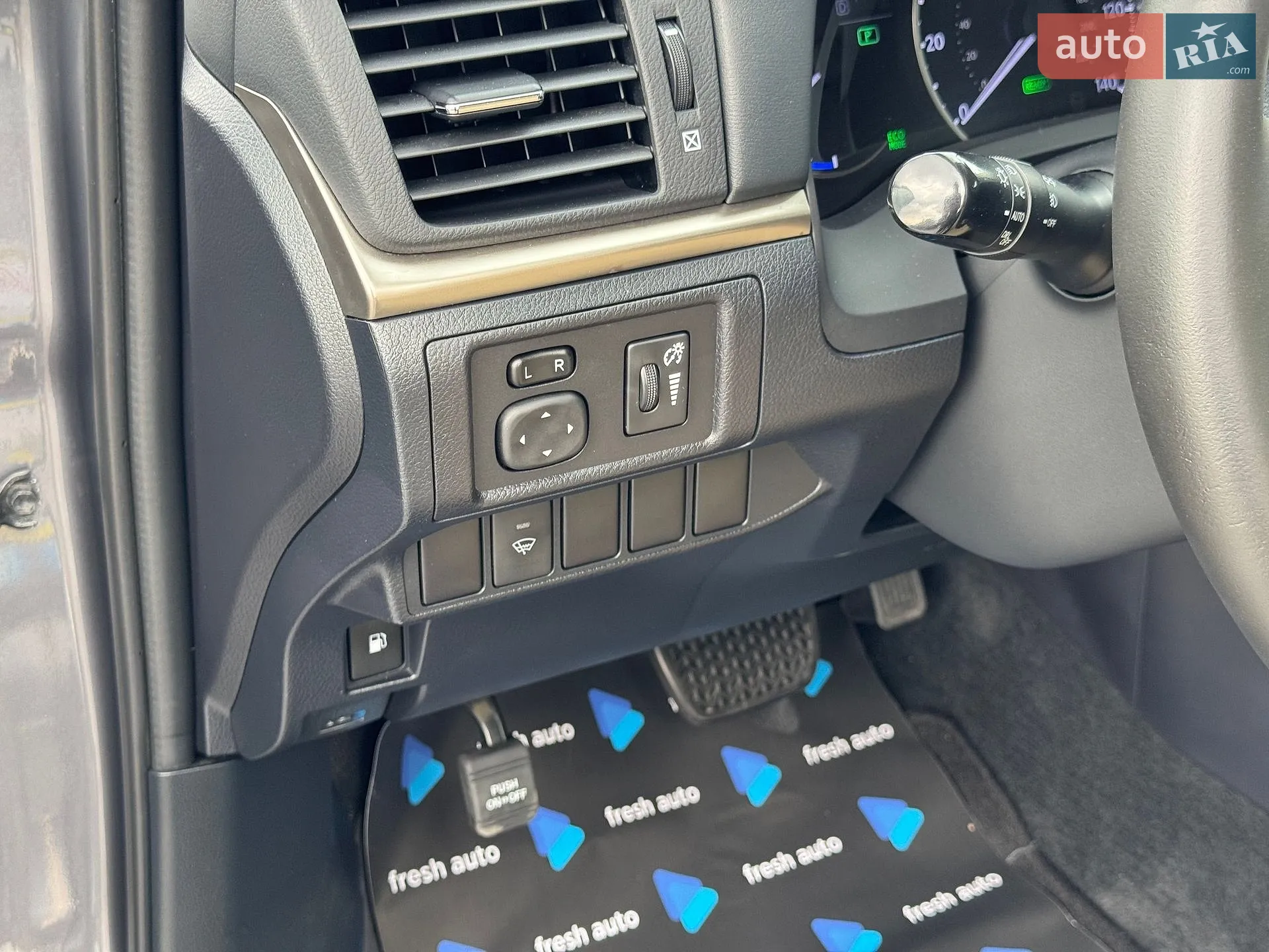 2015 Lexus CT - мініатюра 15