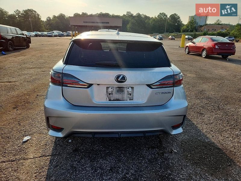 Хэтчбек Lexus CT 2014 в Львове