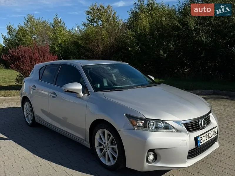 Lexus CT 2012