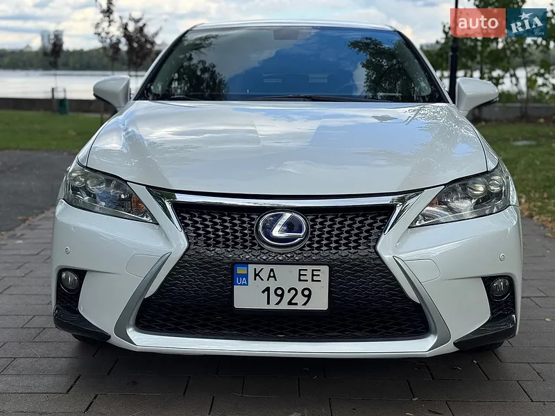 Lexus CT 2011