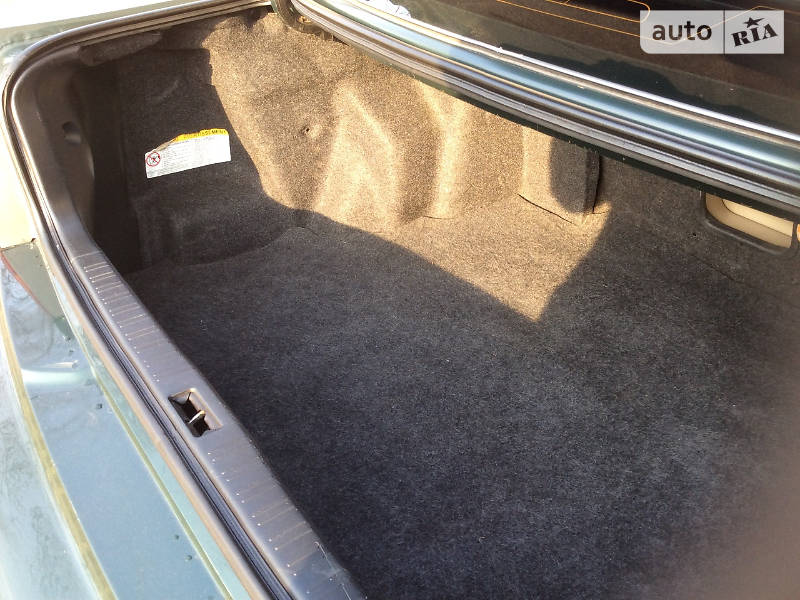 Седан Lexus ES 1998 в Киеве