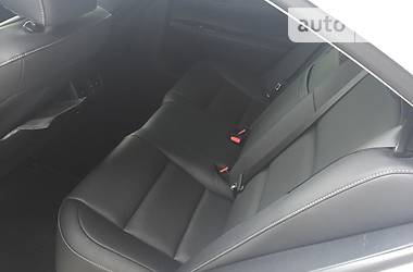 Седан Lexus ES 2017 в Полтаве