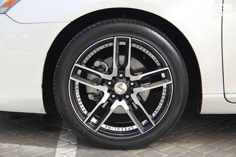 Седан Lexus ES 2010 в Одесі