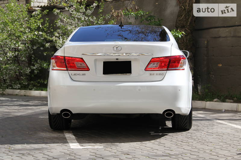 Седан Lexus ES 2010 в Одесі
