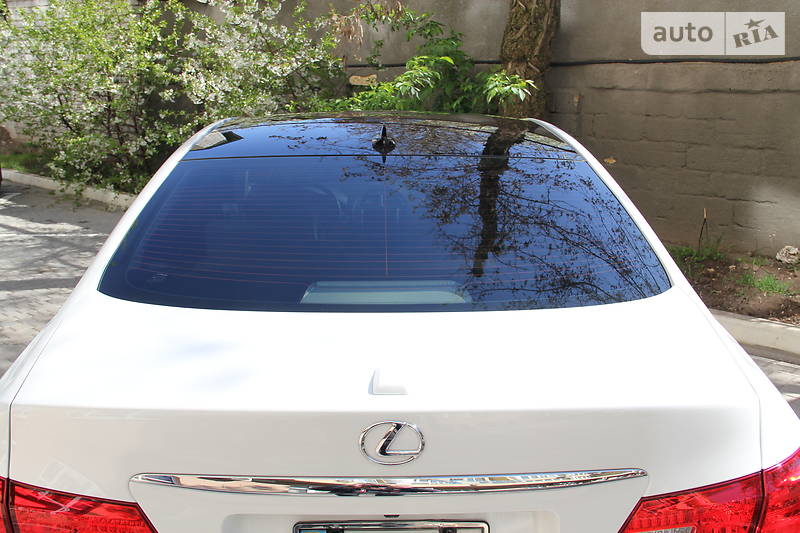 Седан Lexus ES 2010 в Одесі