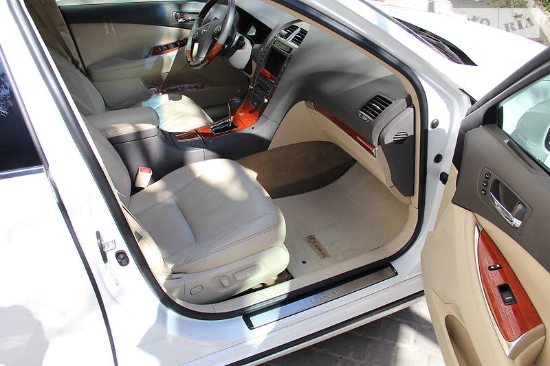 Седан Lexus ES 2010 в Одесі