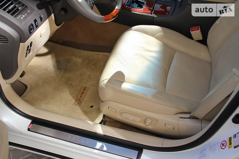 Седан Lexus ES 2010 в Одесі