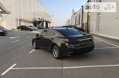 Седан Lexus ES 2018 в Києві