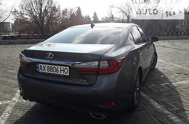 Седан Lexus ES 2018 в Харкові